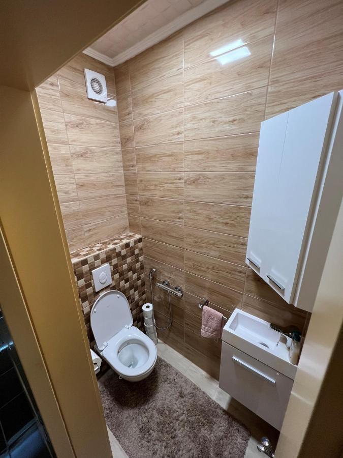 Parizsi Udvar Premium Apartman Apartment Debrecen Ngoại thất bức ảnh