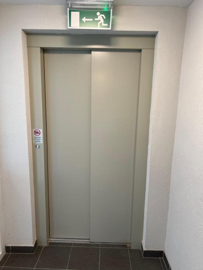 Parizsi Udvar Premium Apartman Apartment Debrecen Ngoại thất bức ảnh